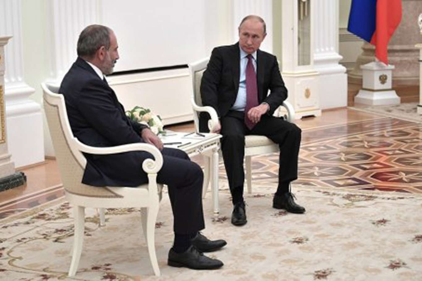 Putin, Paşinyan ile Karabağ konusunu görüştü